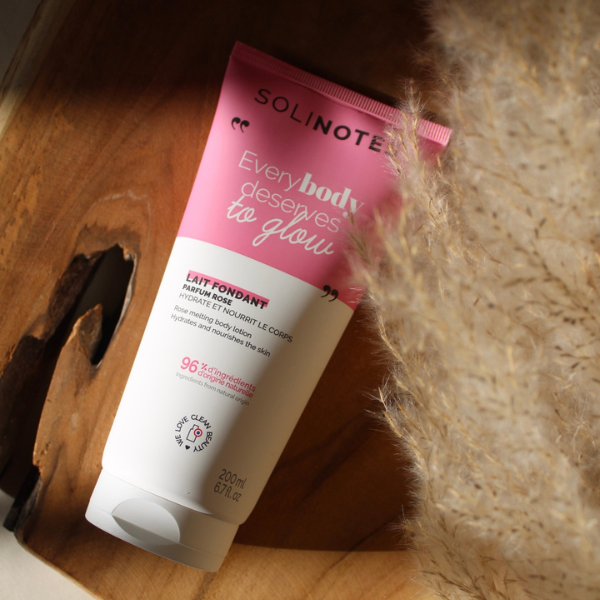 Lait corps à la rose de la marque Solinotes
