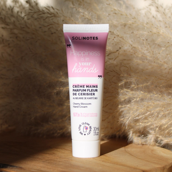 Crème mains parfum fleur de cerisier de la marque Solinotes