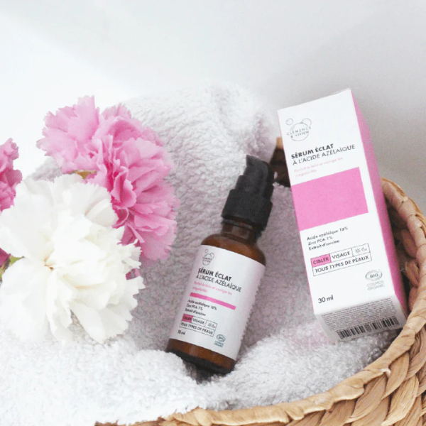 Un sérum qui rend la peau plus éclatante et limite les imperfections occasionnelles